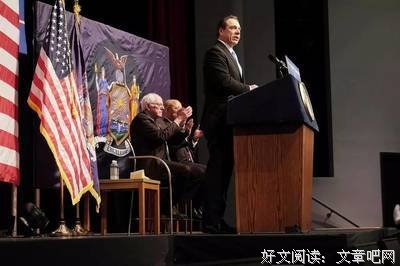 博士和局长上厕所，故事很短，意味深长