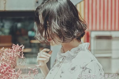 这样回你消息的人，就是不够喜欢你