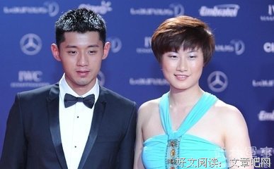“张继科活该世界排名暴跌，谁让他忙着谈恋爱”