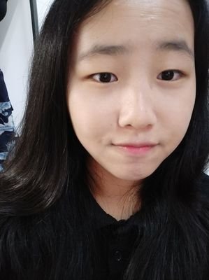 为什么颜值一般的女生很多人追?