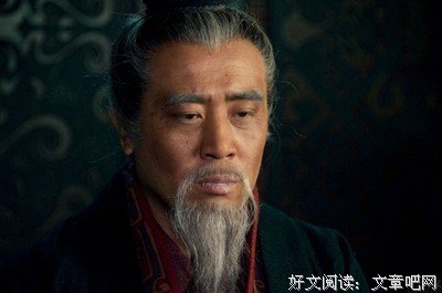 “嘿，若在三国，你是曹操还是刘备”