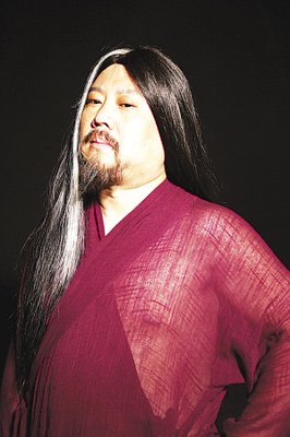 刘德华、古天乐、张国荣都爱她……这个不识字女人的朋友圈凭啥这