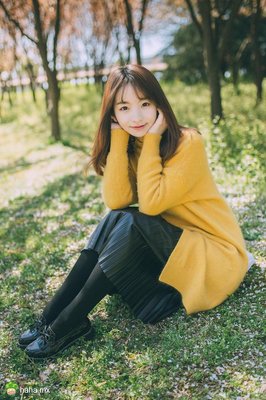 “我98年开玛莎拉蒂，是60岁的男朋友送的。”
