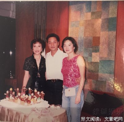 周星驰、朱茵、张国荣、林青霞…旧照曝光，那段故事你还记得吗？