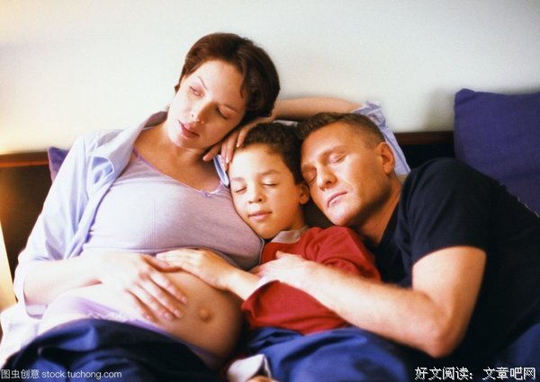 大S第三胎终止妊娠：男人爱不爱，床上见真相
