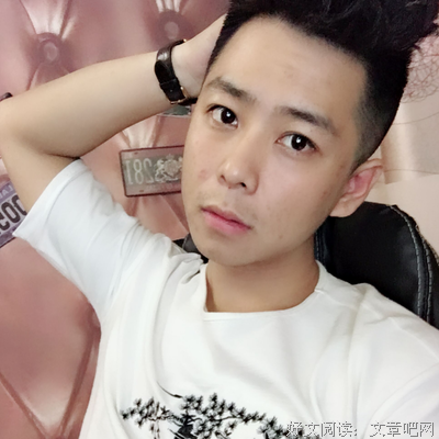 直播间竟然是个顽皮的青年！