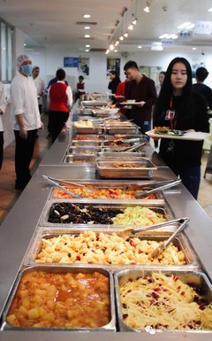 侮辱被害空姐，二更食堂你们还有没有底线？