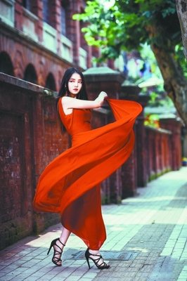 边爱，边折磨！