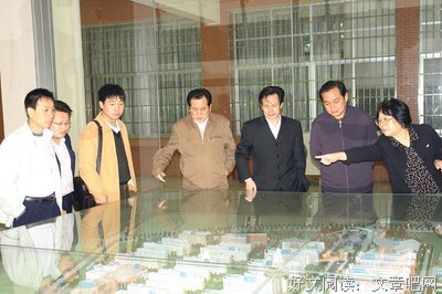 描写黄定忠的经典句子