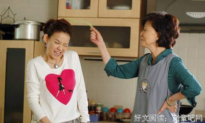 老公嫌弃老婆土，老婆脱下衣服后顿时傻眼！