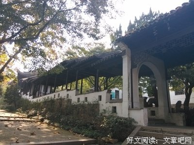 如何在3000万光棍中逃离，并成功脱单？