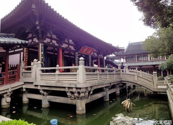 孩子，别在寺院门口傻站着了！《一看就懂的寺院指南》来啦！