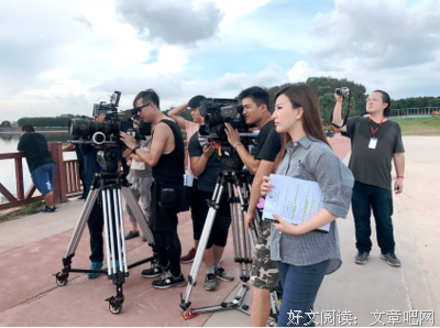 香港跨界女星说三个斯坦福儿子是放养，她说了你就信？你是不是傻