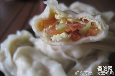 西红柿鸡蛋饺子和芸豆排骨焖面来了