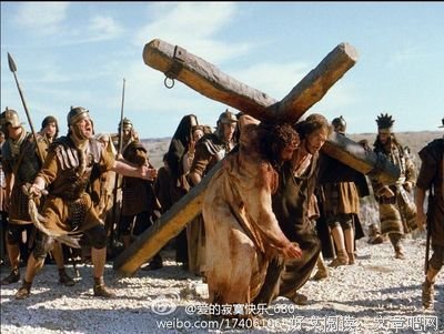 坚强的人就事论事，软弱的人自我攻击