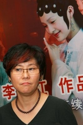 红楼梦里第一个出场的女性，一个容易受伤的女人！