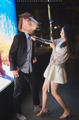 《史密斯夫妇》：相爱相杀里藏着真爱的秘密