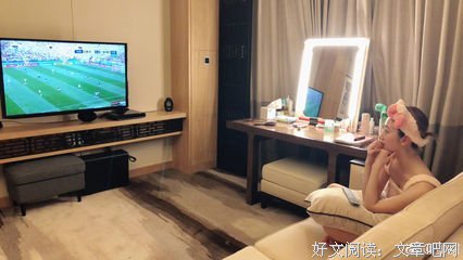 4年前陪我看世界杯的人没换，真好……
