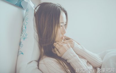 异性之间，女人暗恋你了，才会有这5个小举动！别怀疑