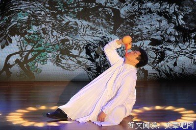 掌声雷动的名句_关于掌声雷动的名句