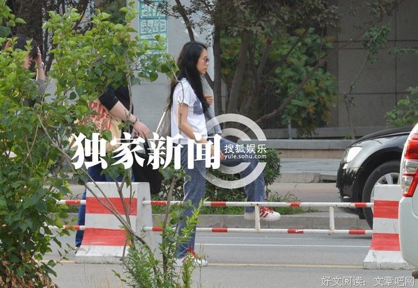和初恋在异国机场重逢，接下来发生的事...和电视里演的不一样啊!