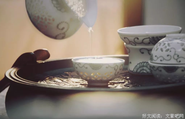 静而不争，人到中年最好的修行 