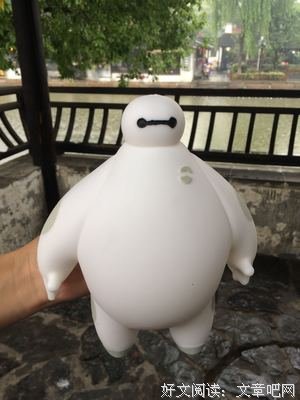 很多漂亮女孩，其实都没谈过恋爱。