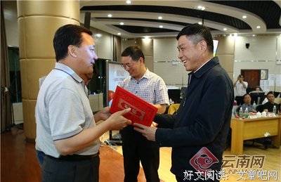 在脆弱的时刻，我们依然可以依靠文学｜公开信