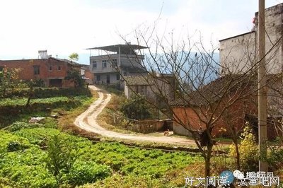 一定要在农村留套房，看完你就懂了...