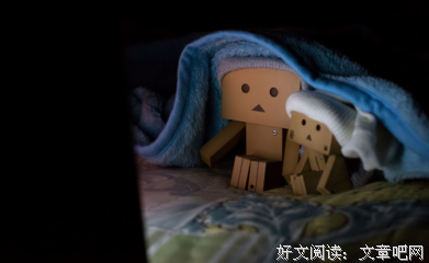 深爱不以天将觉她遗忘，只以天将觉她珍藏句子