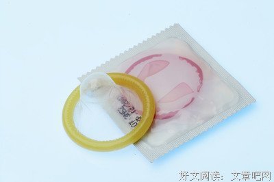 我后悔没有捅破爸妈的避孕套。