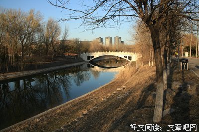 落辉地的句子