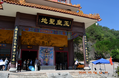 发生在天堂门口的这一幕！想上天堂的教友都看看吧...