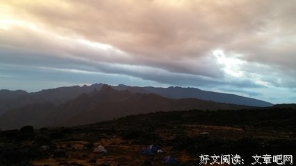 乞力马扎罗的语句摘抄_关于乞力马扎罗的语句