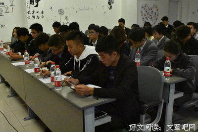 新时代青年：“演戏”成为一项必备技能