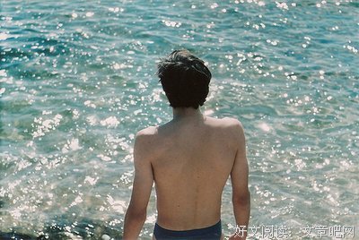 《 久居深海》的句子