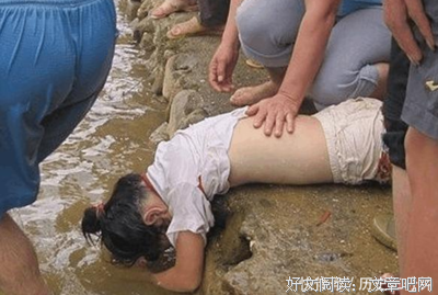 她给不近女色的富二代做人工呼吸后