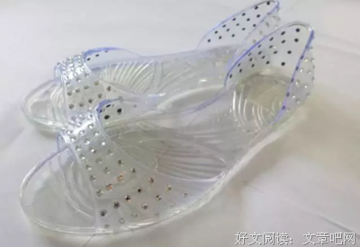 男朋友七夕送我200块的假Gucci包