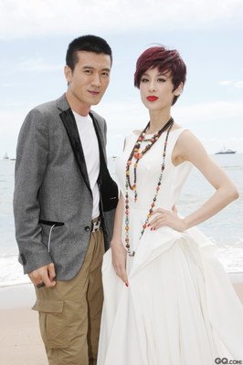 “33岁，生了二胎，她再没发过朋友圈”