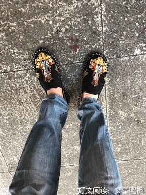 ▷别再去打扰那个很久不回你消息的人了。
