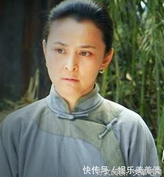 前夫身价30亿，她却做了陪酒女郎