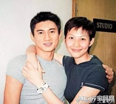 替弟还百万巨债后被母亲堵门，重男轻女毁掉女孩有多容易！