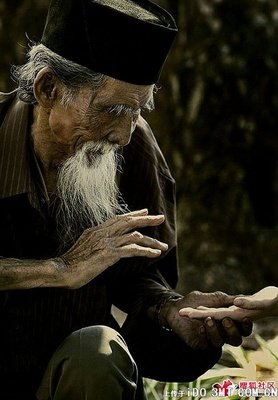 走着，走着，一切都变了