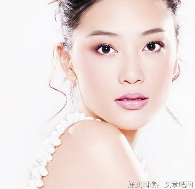 应采儿机智赶跑&quot;小三&quot;，陈小春道歉：幸福的婚