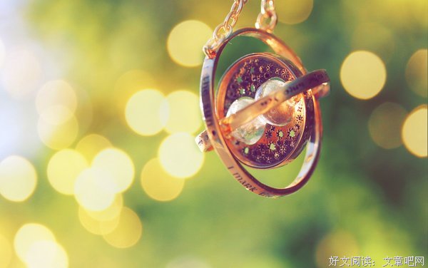 你爱的人暂时爱你，知足吧