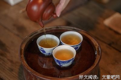 立秋了，为什么秋天要多喝茶？适合喝哪些茶？