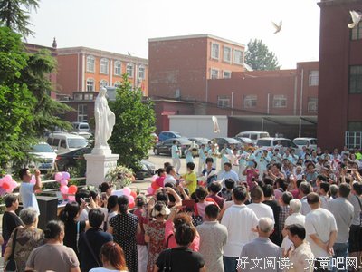 今天圣母生日，献给圣母妈妈的一首歌，听哭了！