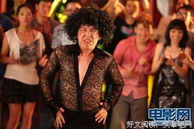 在中国，每天有2000万情侣在假装谈恋爱