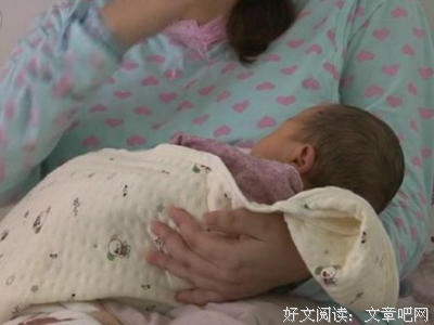 女子一穿裙子就流产, 丈夫心中起疑, 查看监控后狂扇自己