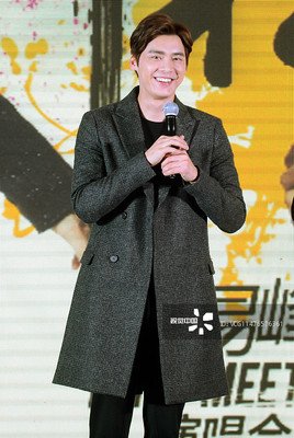「叔声」吴秀波被曝出轨7年：姑娘你可以爱大叔，但不要沦为保姆+